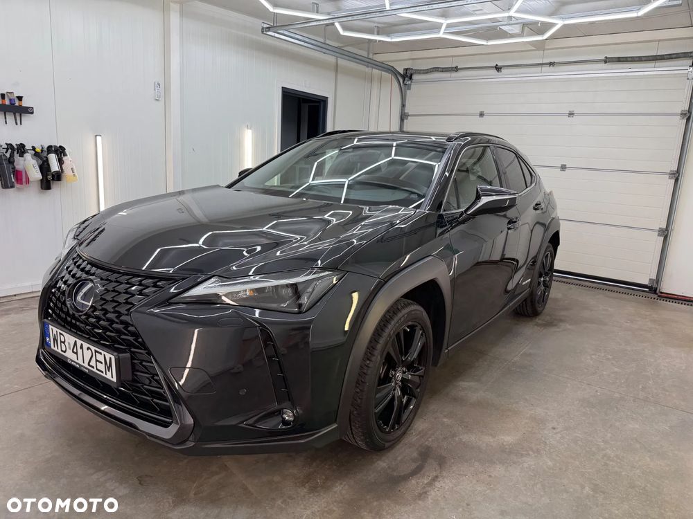 Lexus UX 250h GPF F Impression 2WD - 8