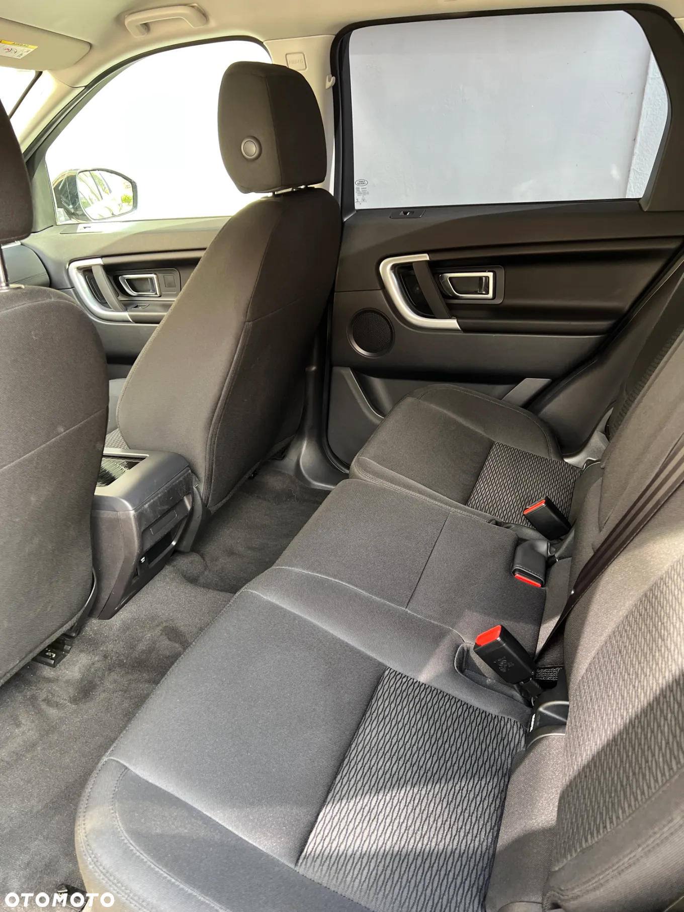 Land Rover Discovery Sport 2.0 D150 - 10
