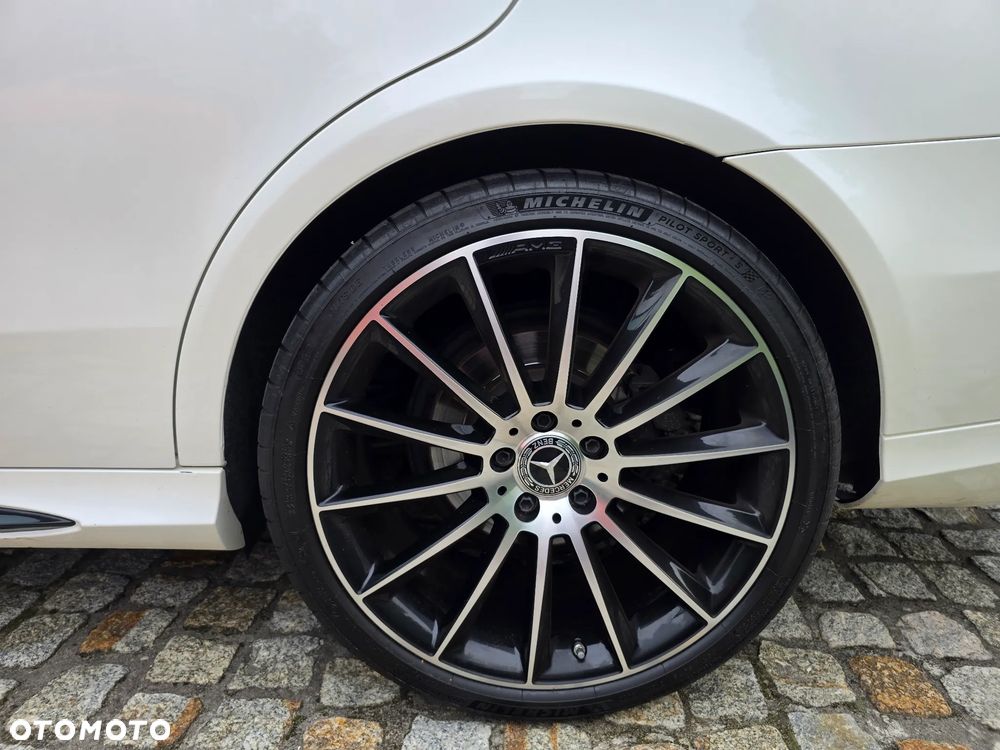 Mercedes-Benz Klasa E 350 d 4Matic 9G-TRONIC AMG Line - 24
