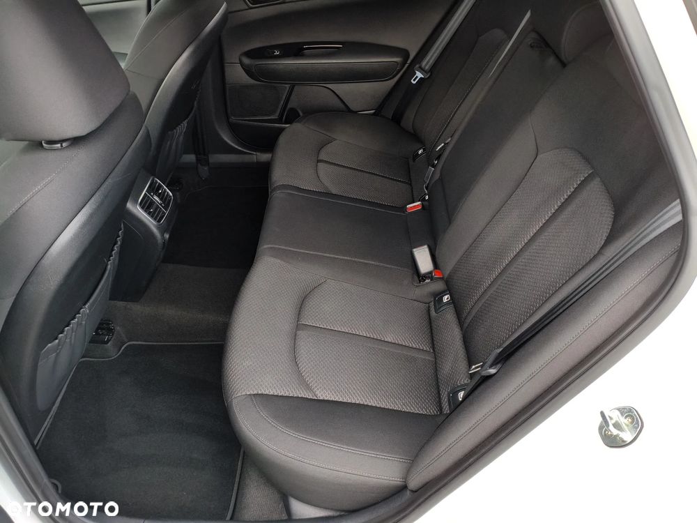 Kia Optima Sportagon 2.0 CVVL Vision - 18