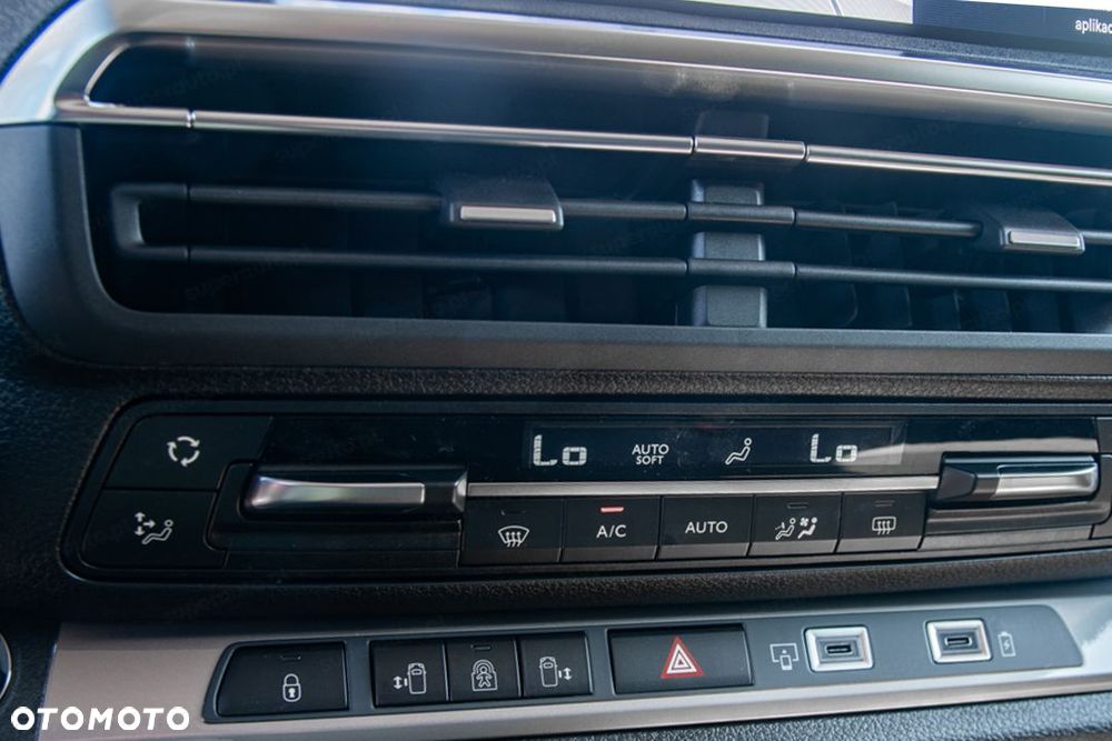 Opel Zafira - 12