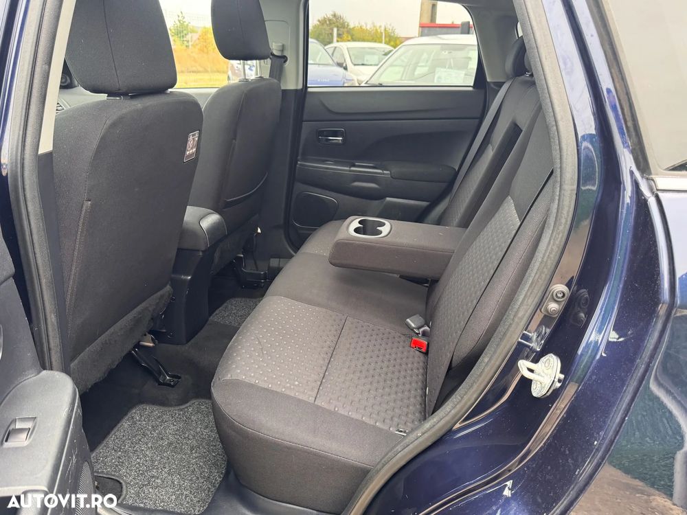 Mitsubishi ASX 1.6 2WD Intense - 18