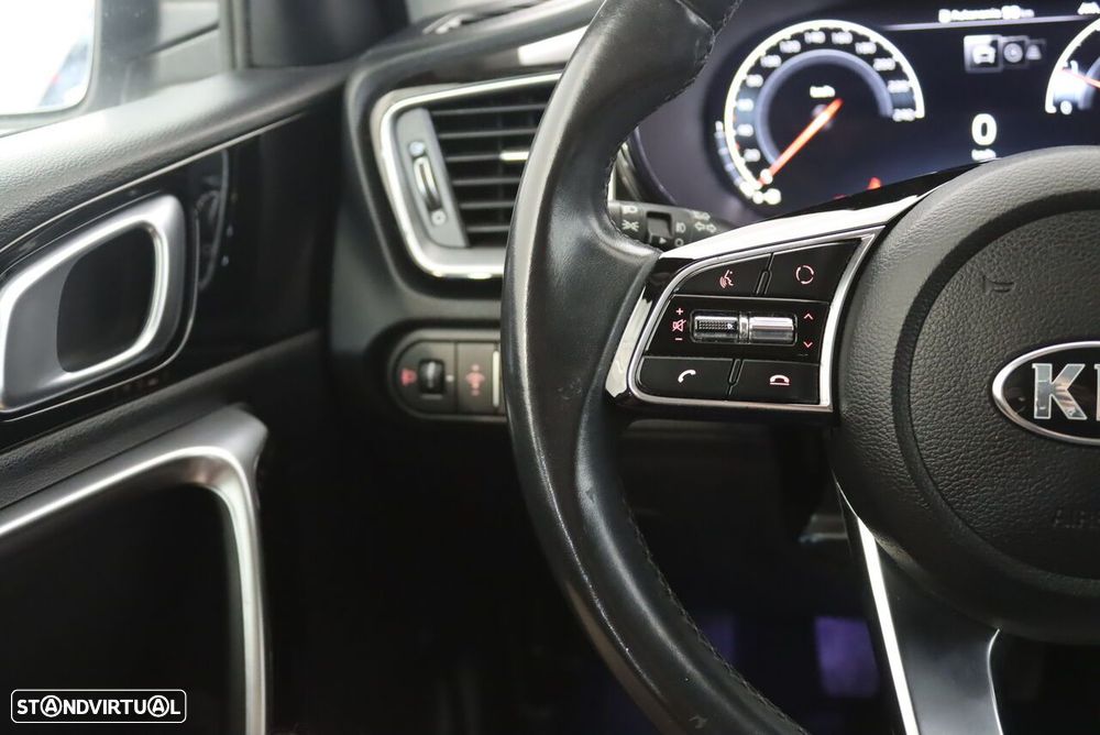 Kia XCeed 1.0 T-GDI Drive - 11