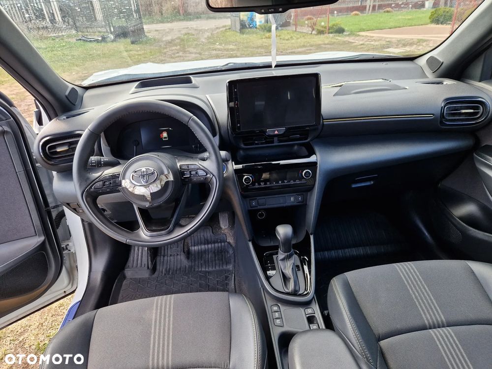 Toyota Yaris Cross Hybrid 1.5 Premiere Edition - 16