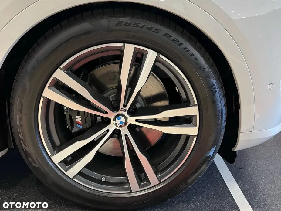 BMW X7 - 10