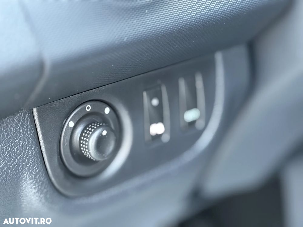 Dacia Sandero Stepway TCe 90 (S&S) Celebration - 13