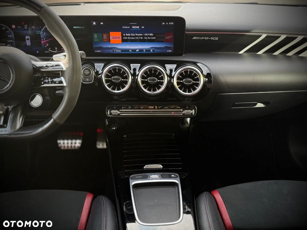 Mercedes-Benz Klasa A 45 S AMG 4-Matic 8G-DCT - 16