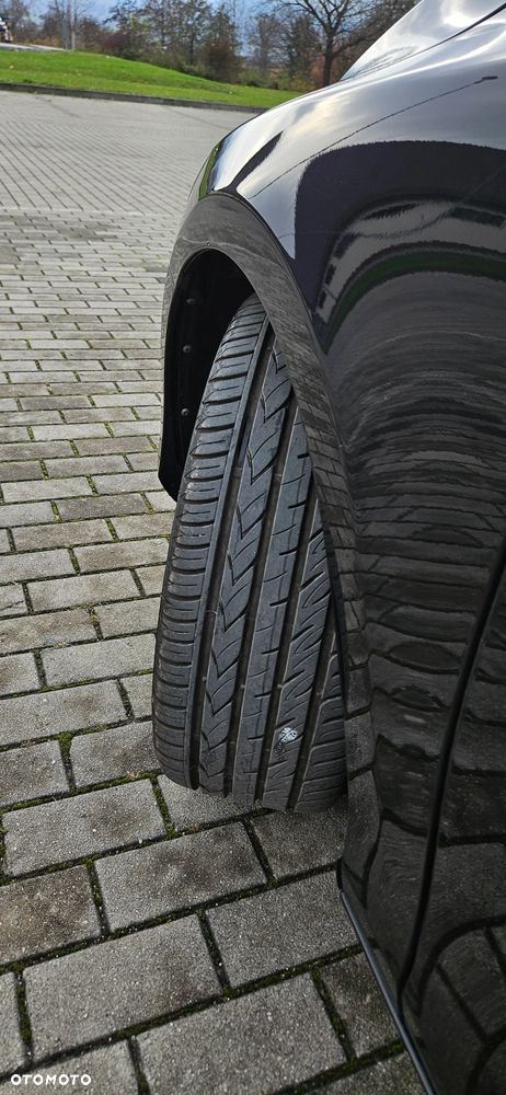 Volvo V40 T3 R-Design Summum - 18