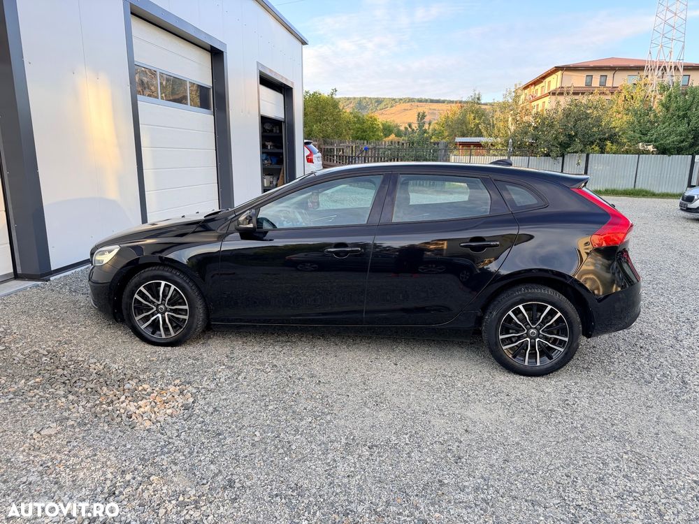 Volvo V40 D4 VEA Aut. Momentum - 10