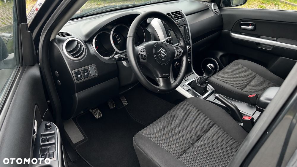 Suzuki Grand Vitara 1.9 DDiS Comfort EU5 - 8