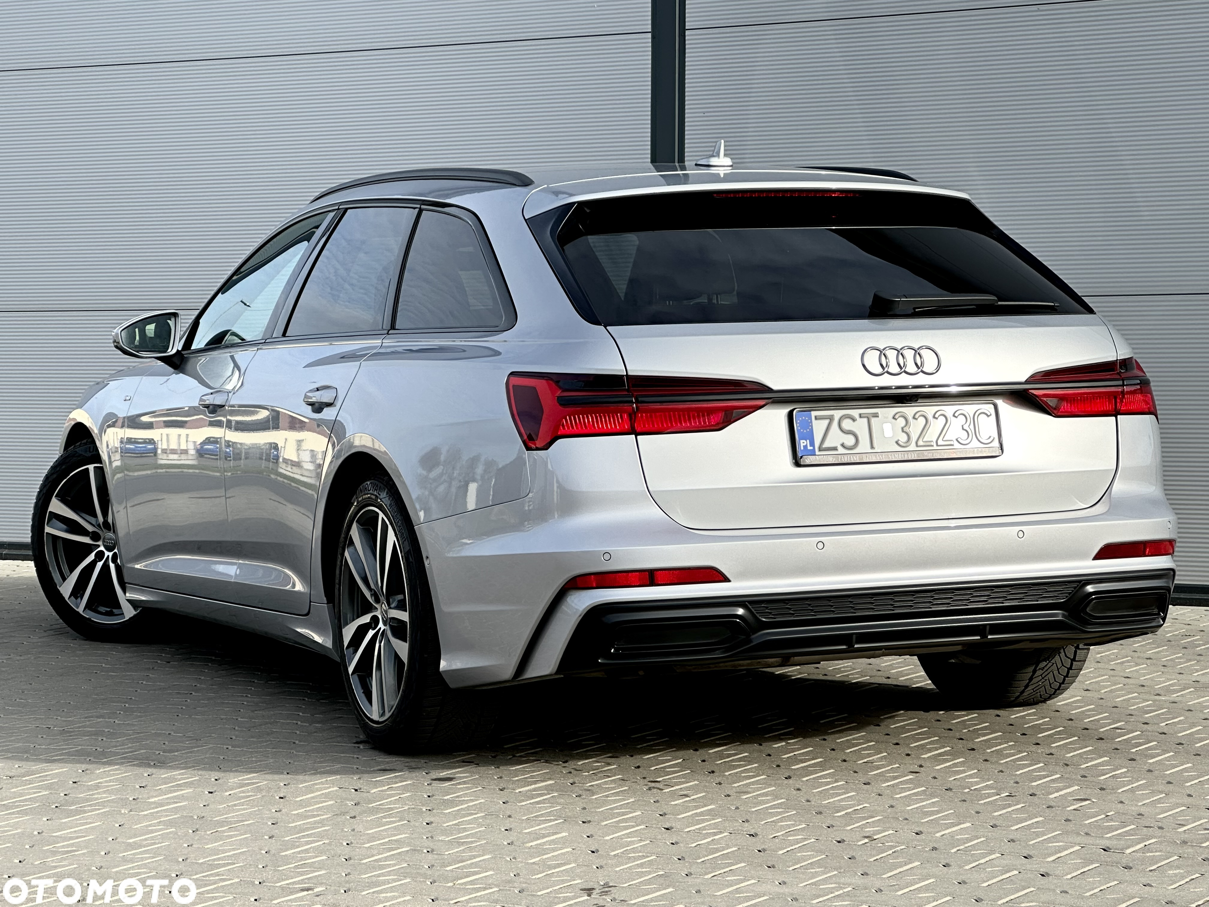 Audi A6 Avant 40 TDI S tronic S line - 15