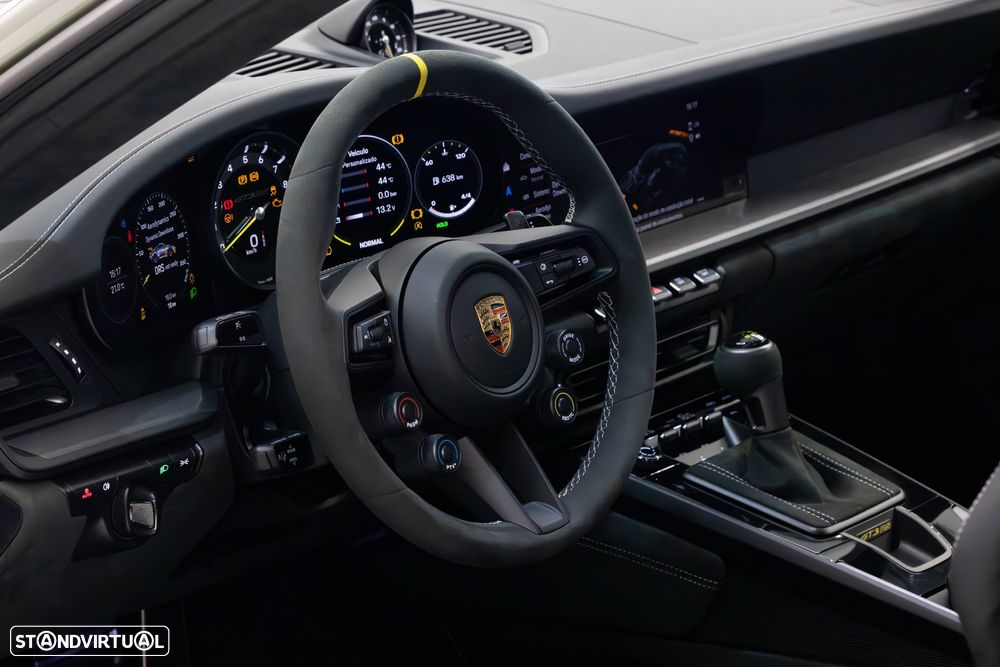 Porsche 911 (992) GT3 RS - 10