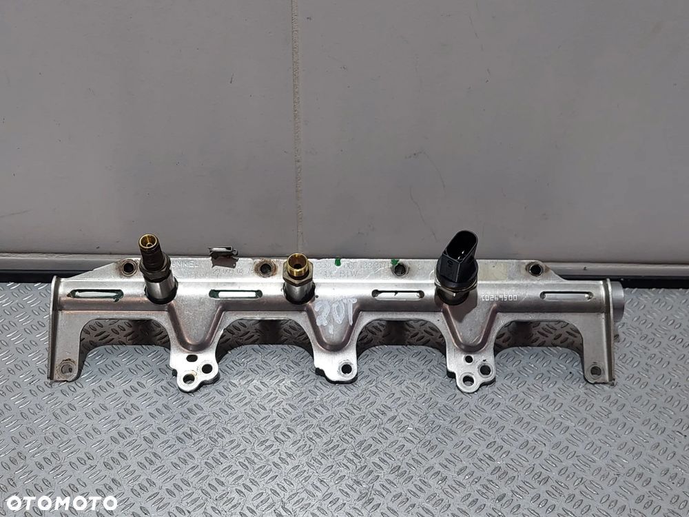 LISTWA WTRYSKOWA SEAT 2,0 TFSI NR 06F133317L - 1