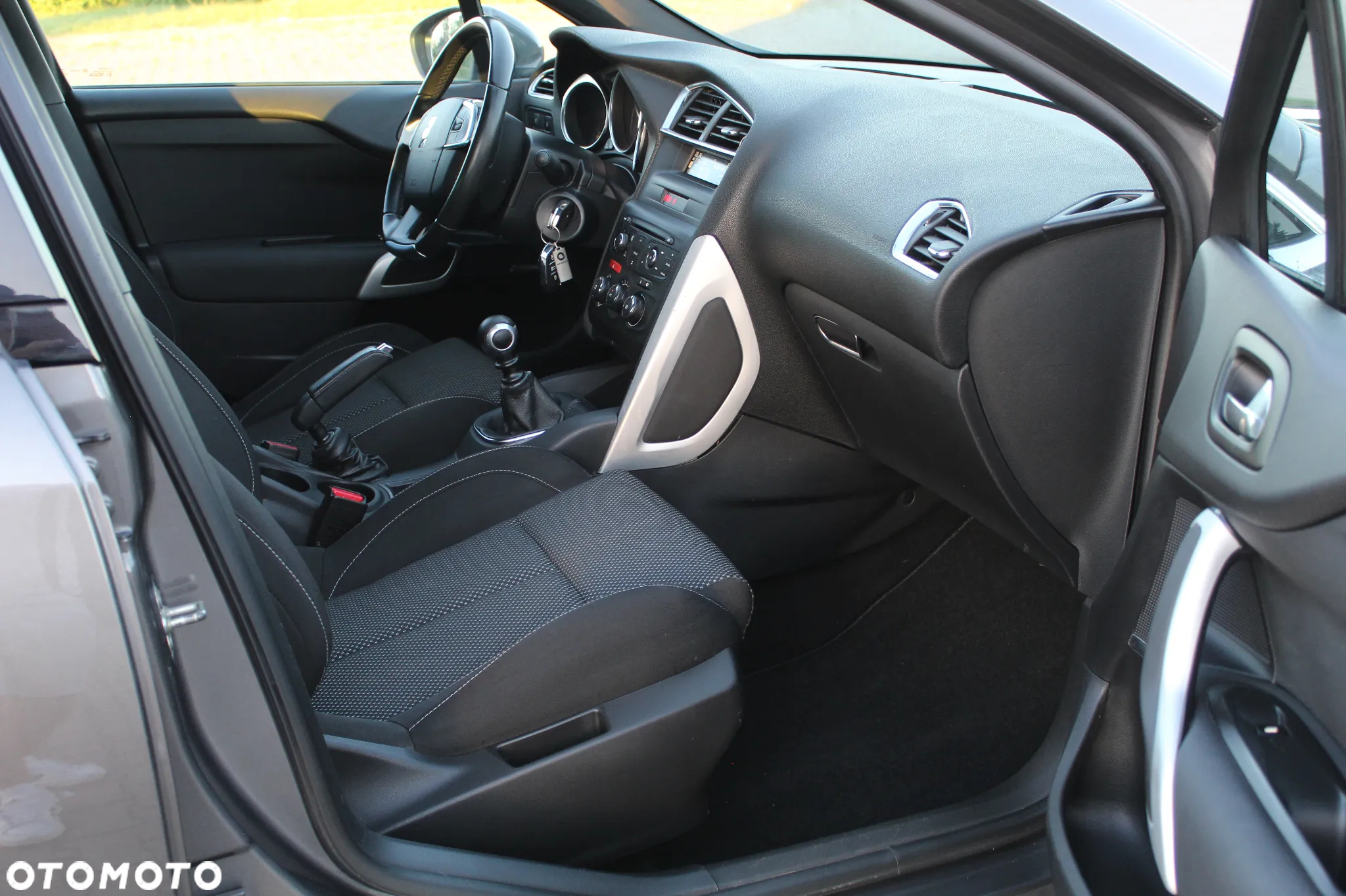 Citroën DS4 PureTech 130 Stop&Start Chic - 27