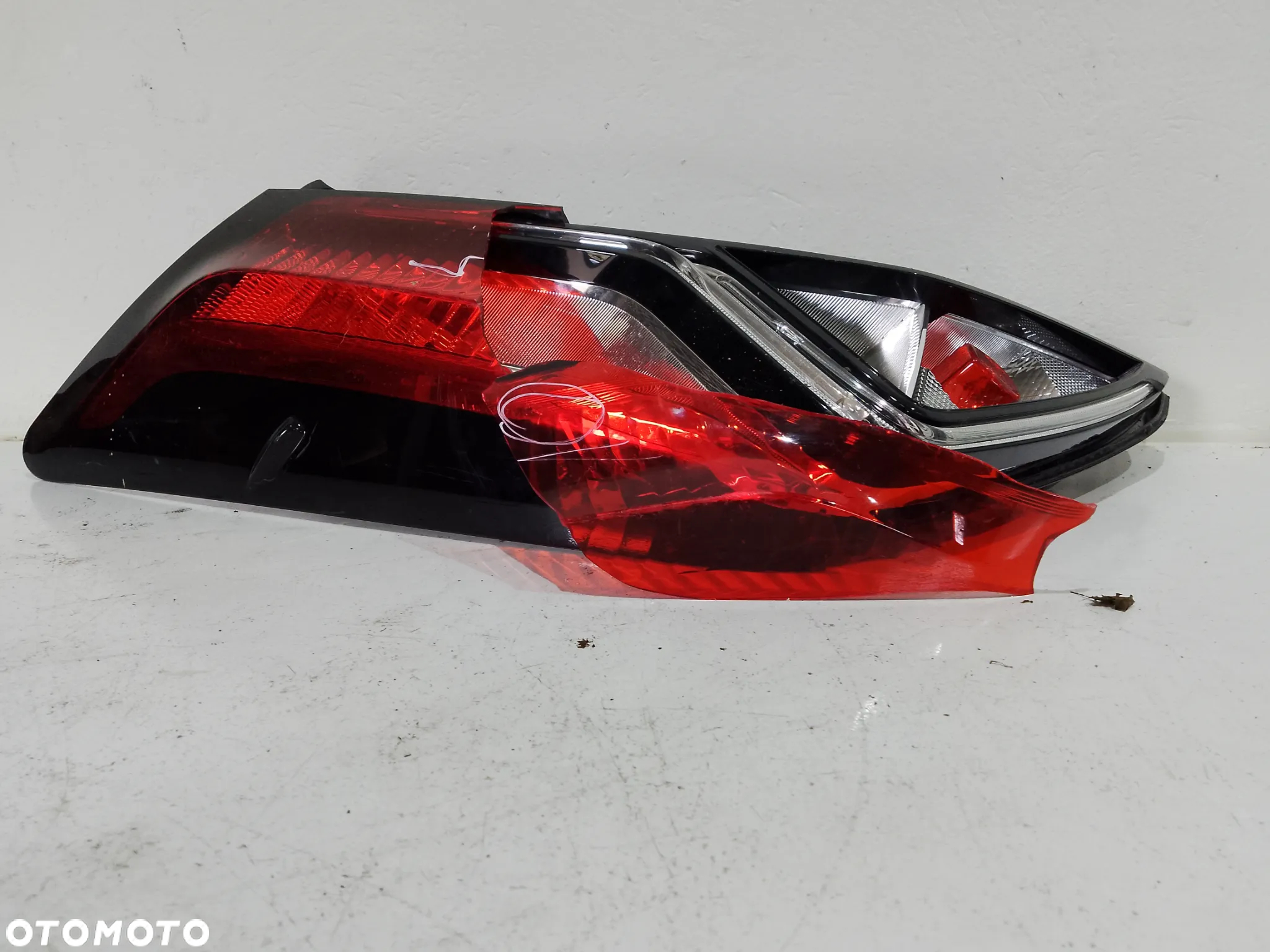 Toyota Aygo II FL 2018–2022 – Lampa Tylna Prawa LED 81550-0K730 - 3
