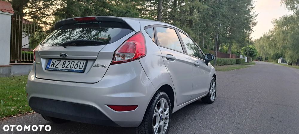 Ford Fiesta 1.0 EcoBoost Titanium - 5