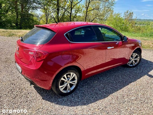 Alfa Romeo Giulietta 2.0 JTDM Distinctive - 5