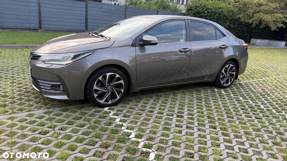 Toyota Corolla 1.6 Comfort MS - 11