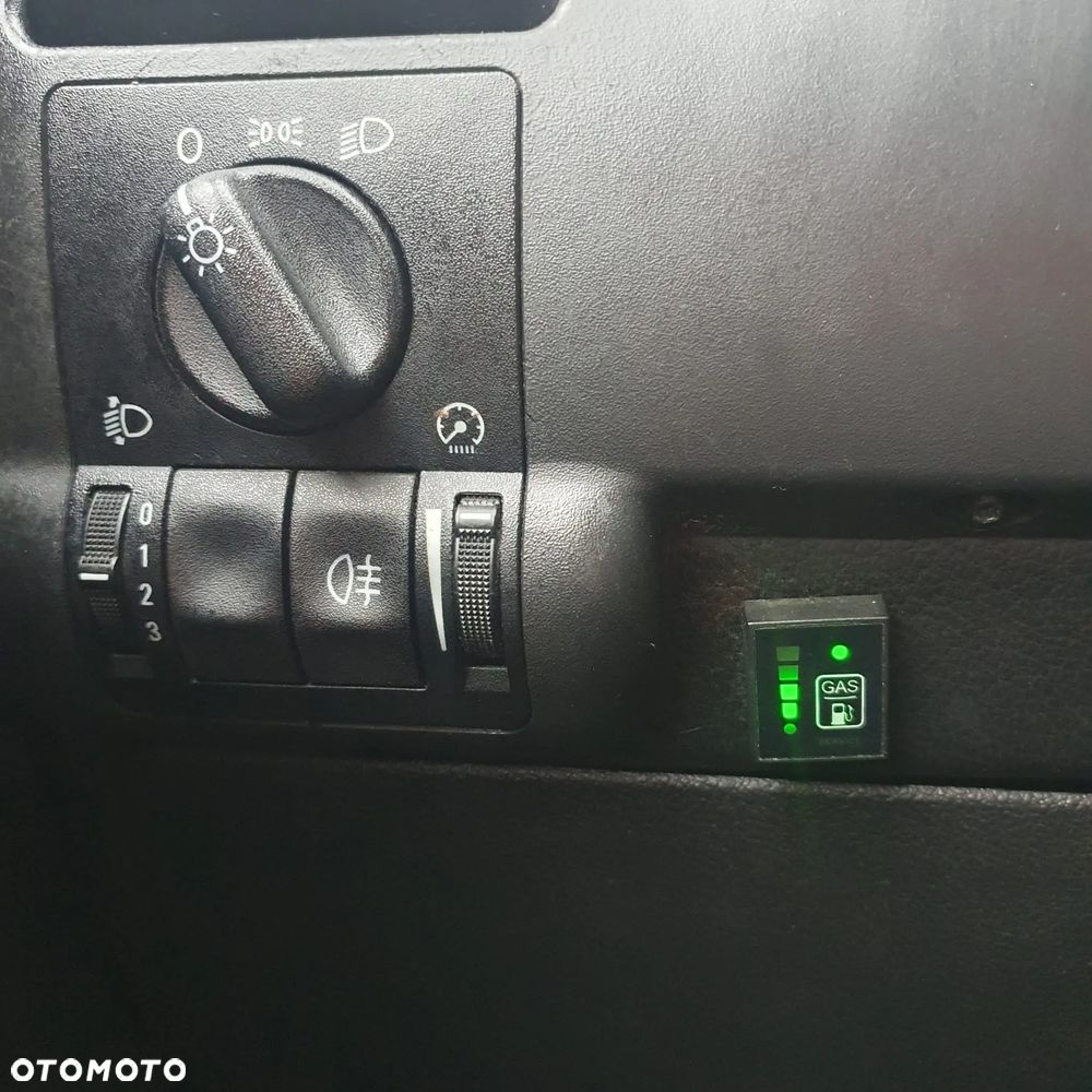 Opel Zafira 1.8 16V Comfort - 23