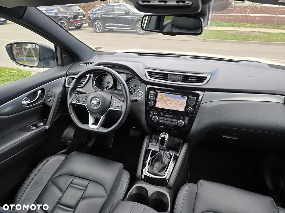 Nissan Qashqai 1.3 DIG-T Tekna DCT - 36