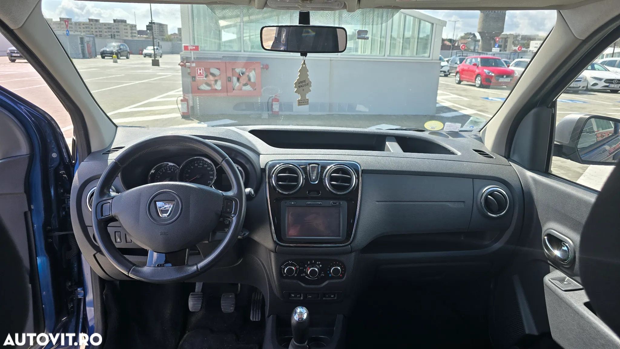 Dacia Dokker dCi 90 Celebration - 8