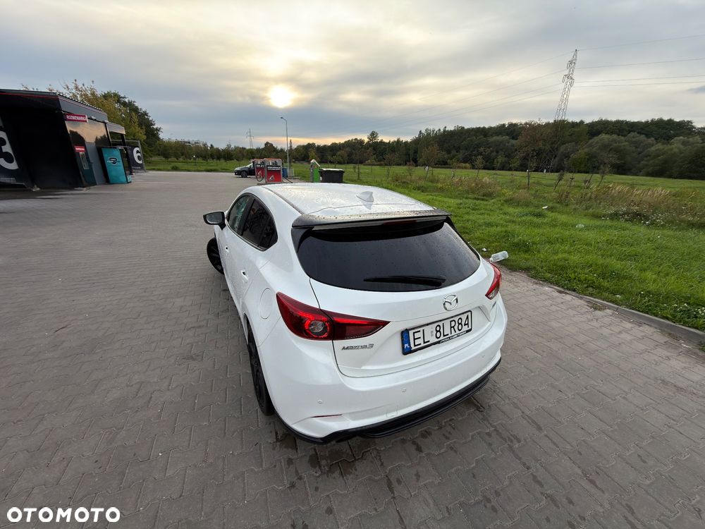 Mazda 3 - 10