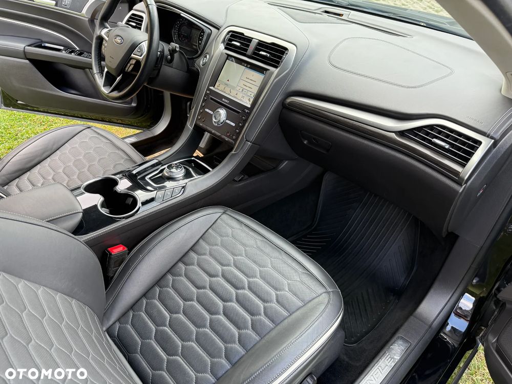 Ford Mondeo 2.0 EcoBlue Allrad VIGNALE - 10