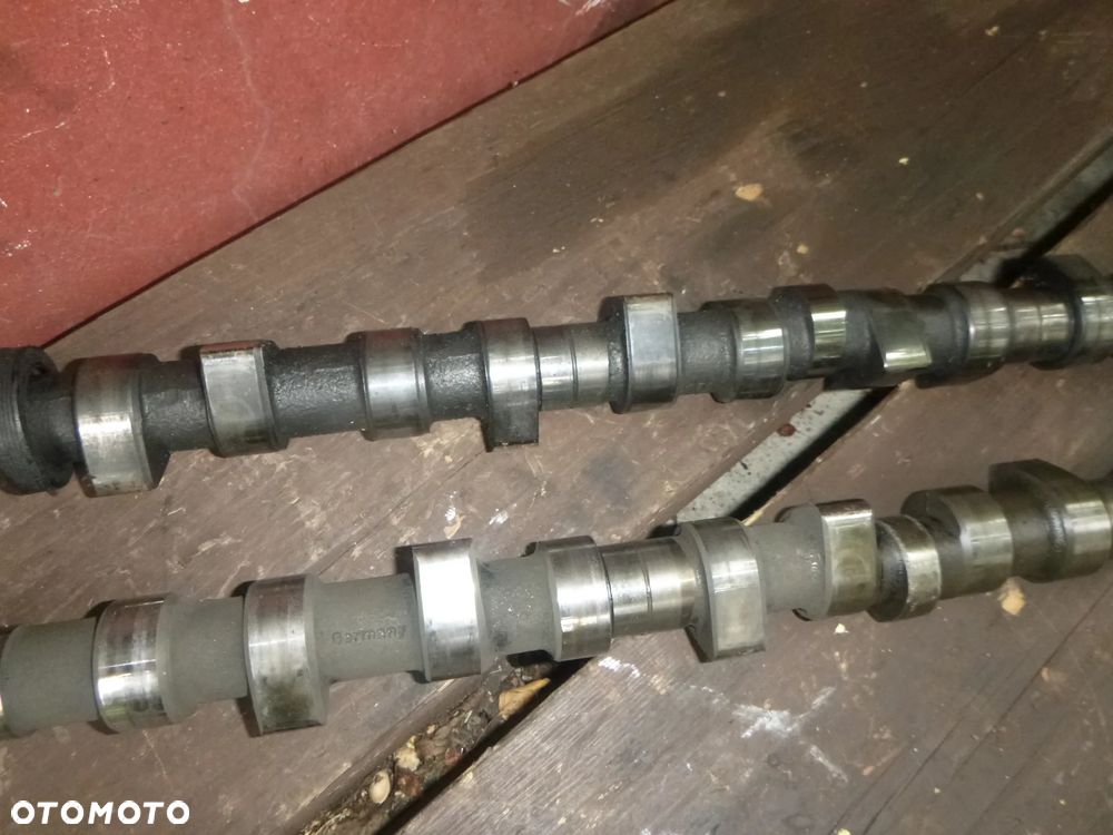 WAŁEK ROZRZĄDU VW LT 2,4 D TD ORYGINALNY HYDRAULICZNY - 3