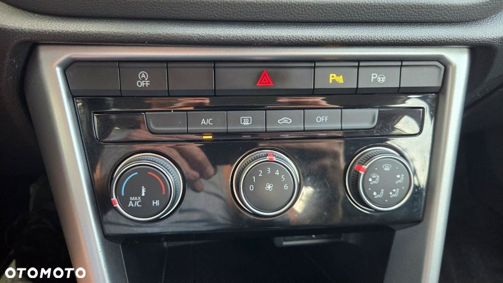 Volkswagen T-Roc 1.5 TSI Life - 21