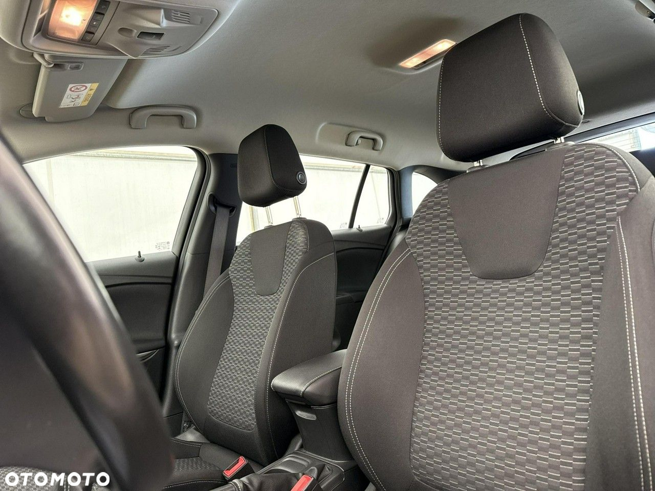 Opel Astra - 11