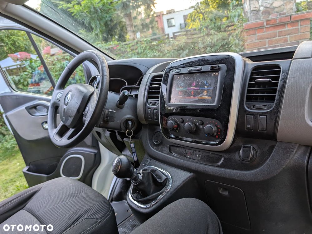 Renault Trafic - 10