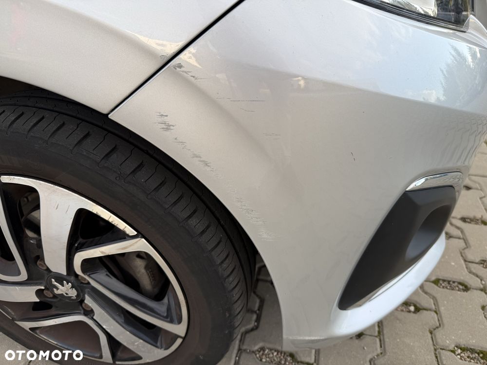 Peugeot 108 - 8