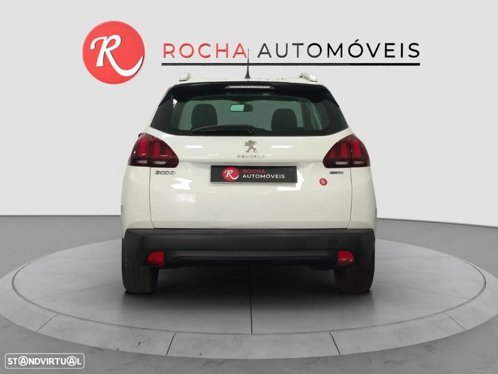 Peugeot 2008 1.2 PureTech Active - 4