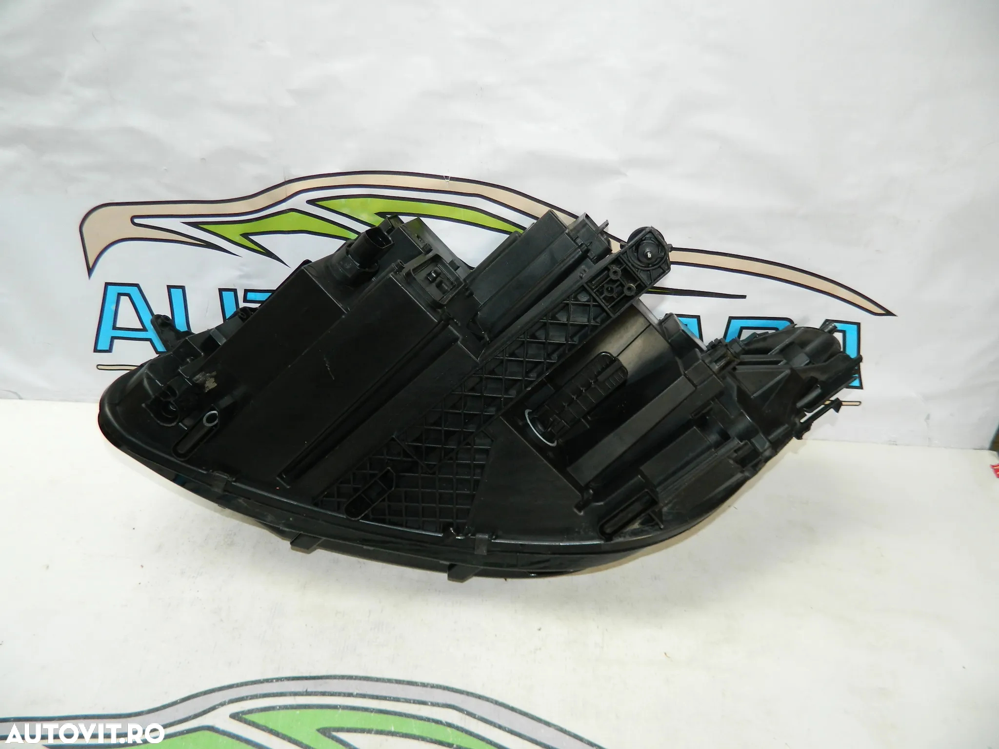 Far dreapta Full LED VW Tiguan model 2020 2021 2022 2023 cod 5NB941036G - 7