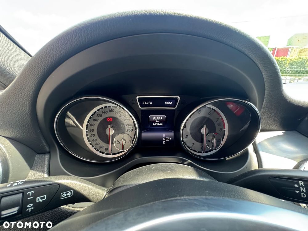 Mercedes-Benz GLA 250 4-Matic - 31