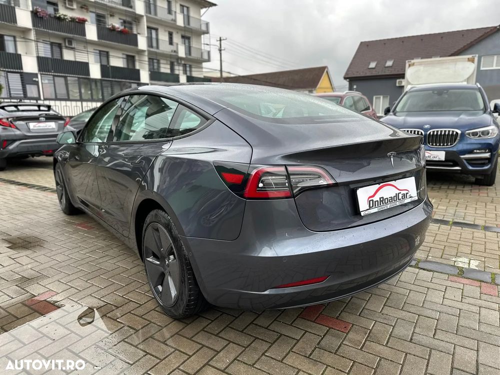 Tesla Model 3 Langstreckenbatterie Allradantrieb Dual Motor - 4