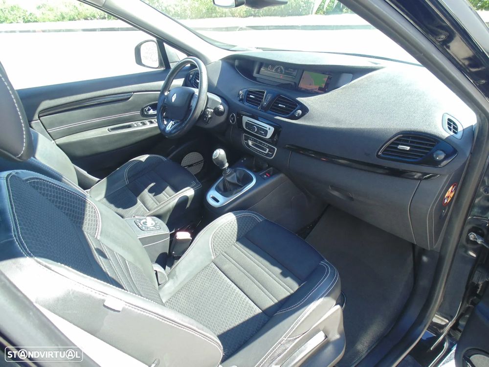 Renault Grand Scénic 1.6 dCi Bose Edition SS - 19
