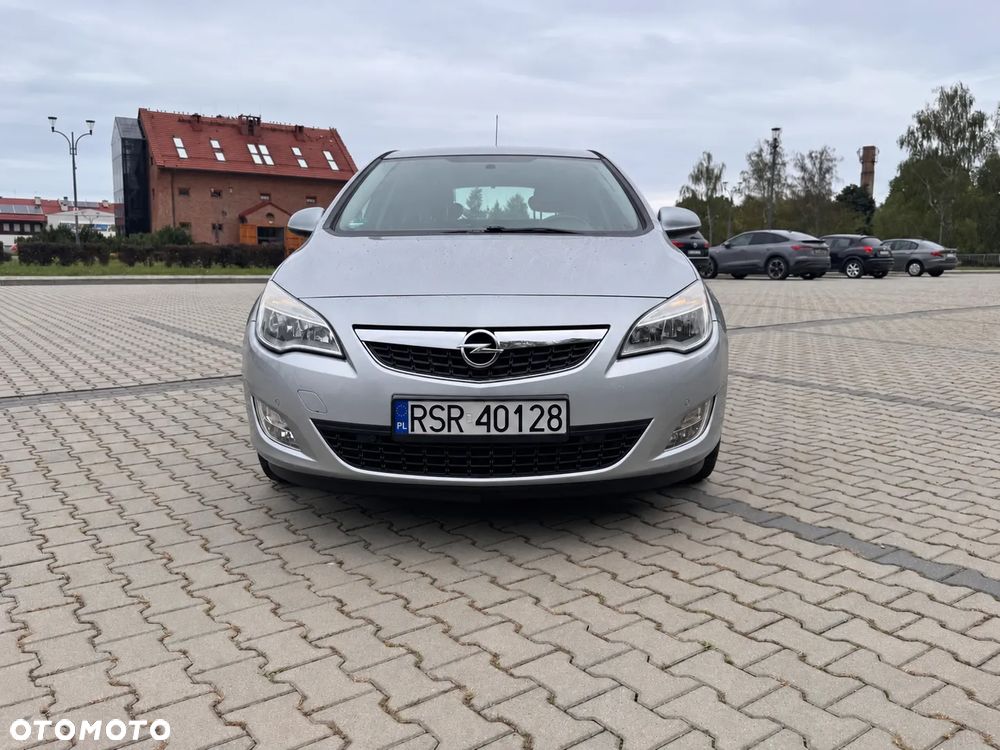 Opel Astra 1.4 Turbo Edition - 11