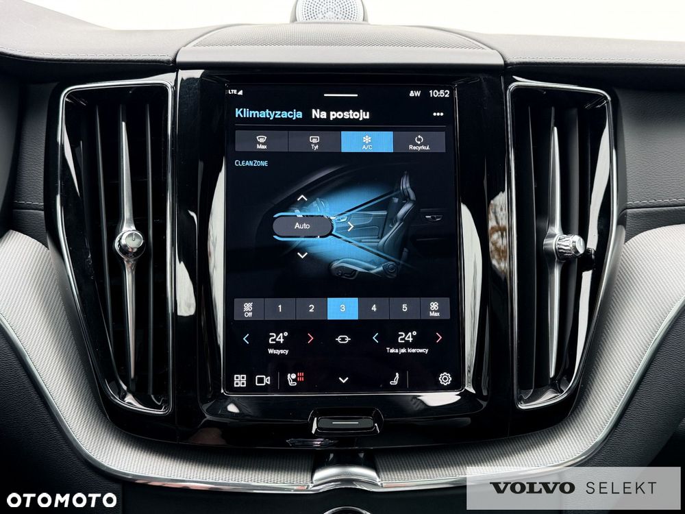 Volvo XC 60 - 30