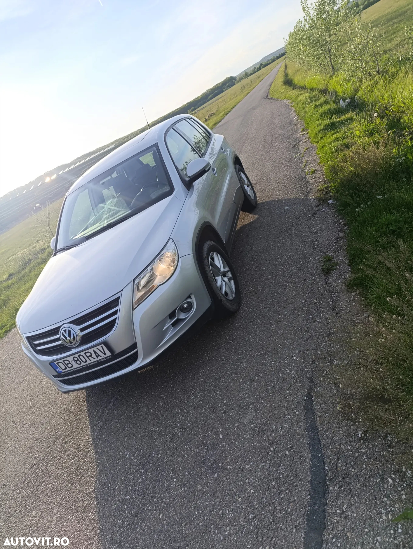 Volkswagen Tiguan 2.0 TDI DPF 4Motion Automatik Trend&Fun - 2