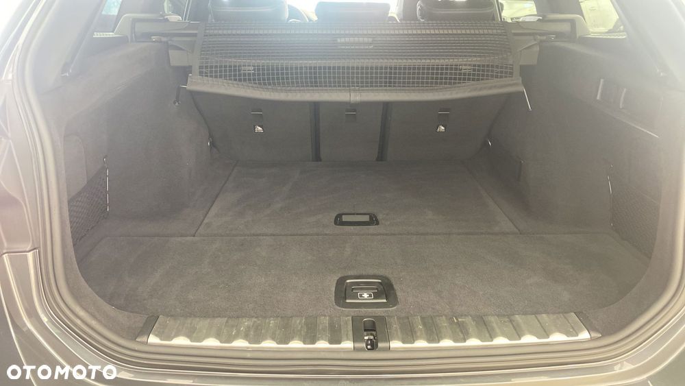 BMW Seria 3 318i - 12