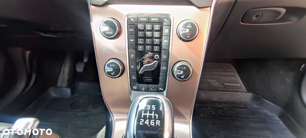 Volvo V40 - 6