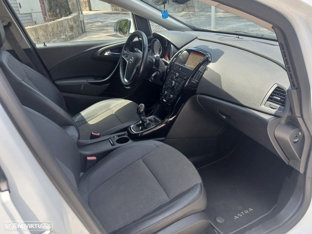 Opel Astra Sports Tourer 1.6 CDTi Executive S/S - 19