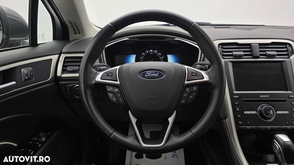 Ford Mondeo 2.0 HEV Vignale - 15