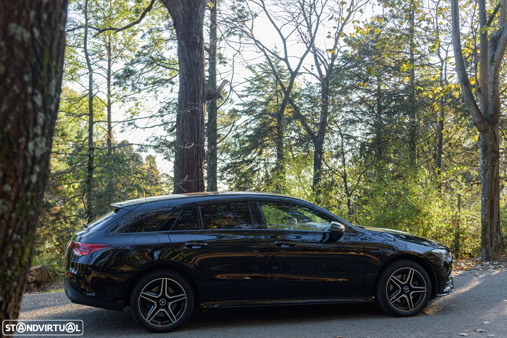 Mercedes-Benz CLA 250 e Shooting Brake AMG Line - 4