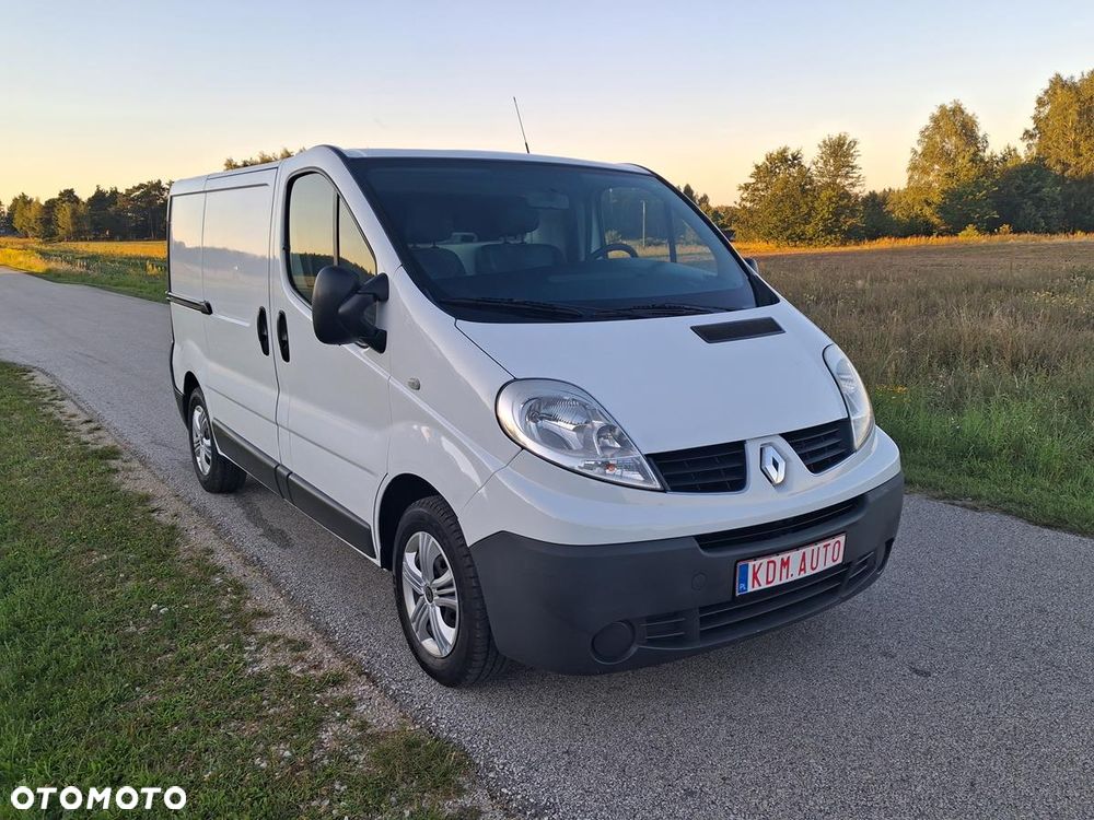 Renault Trafic - 16