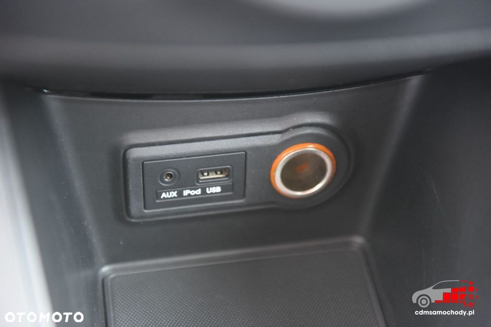 Kia Venga - 27