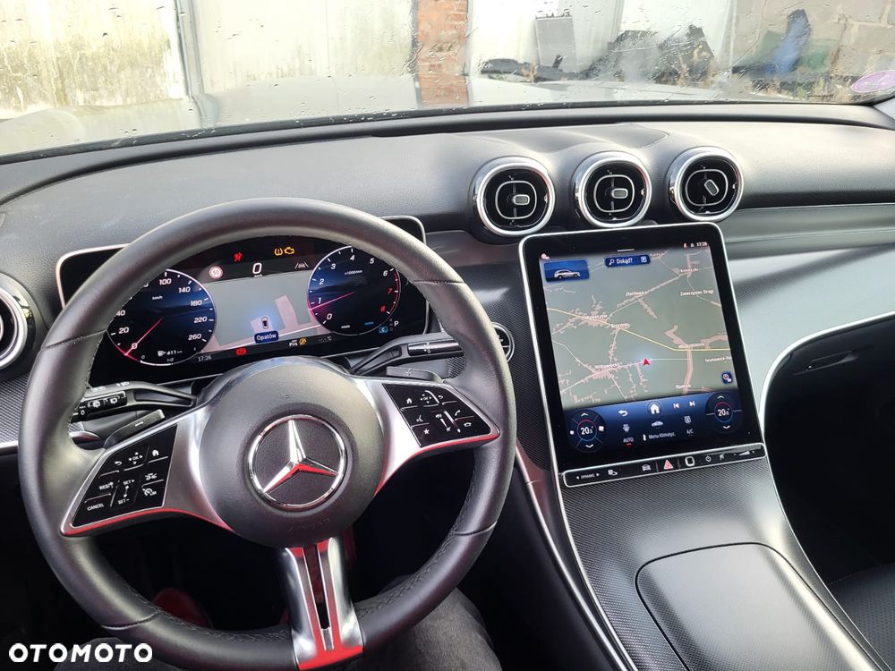 Mercedes-Benz GLC 200 4Matic 9G-TRONIC Avantgarde Advanced - 27