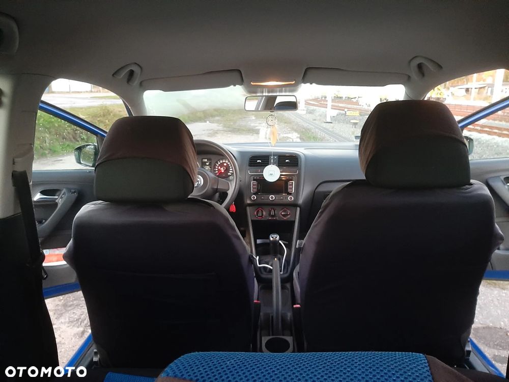 Volkswagen Polo - 11