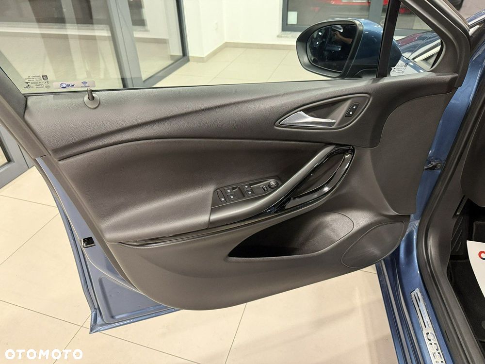 Opel Astra 1.4 Turbo Innovation - 21